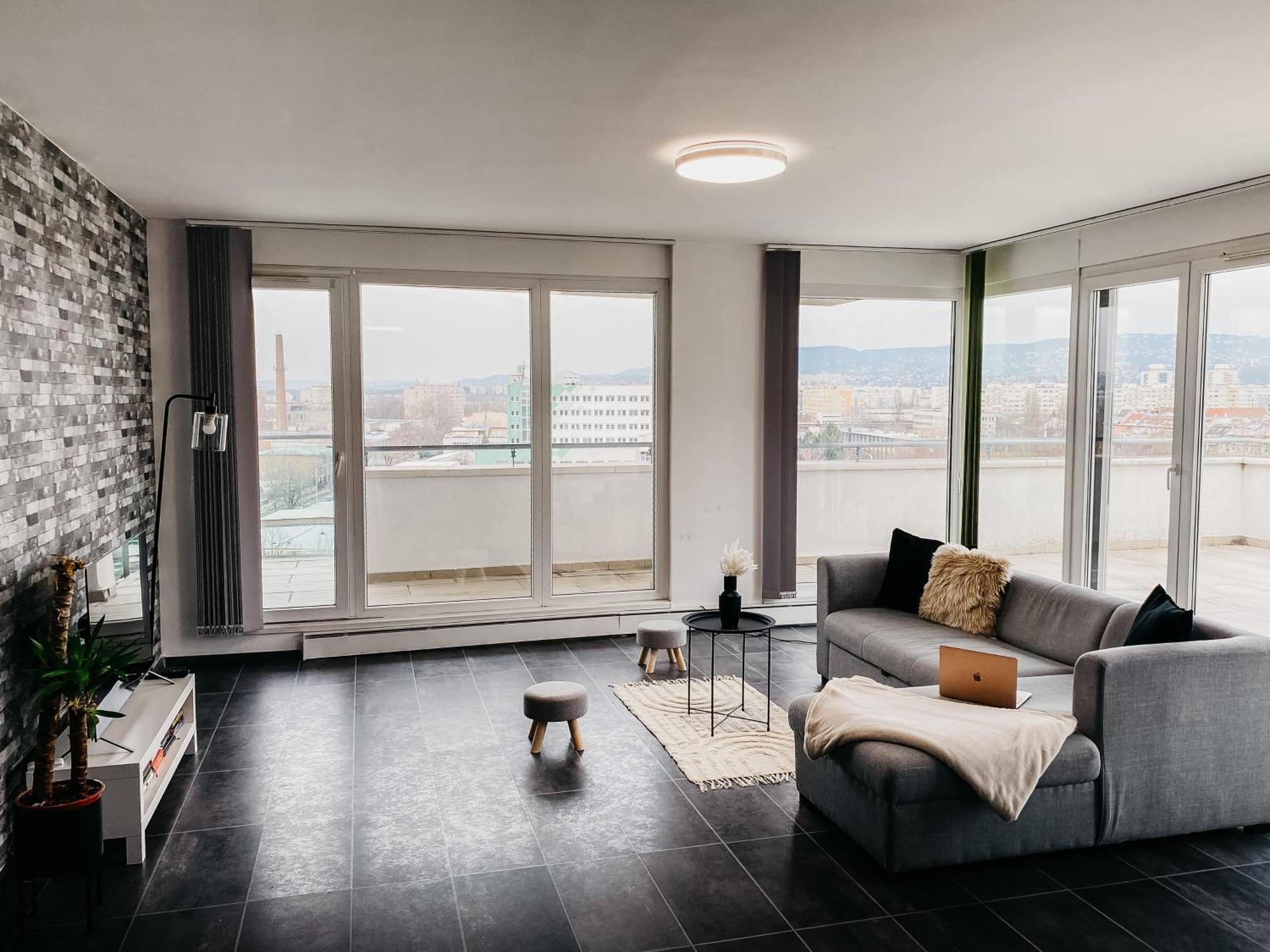 Highrise Horizon Penthouse Apartment Budapest Exterior photo
